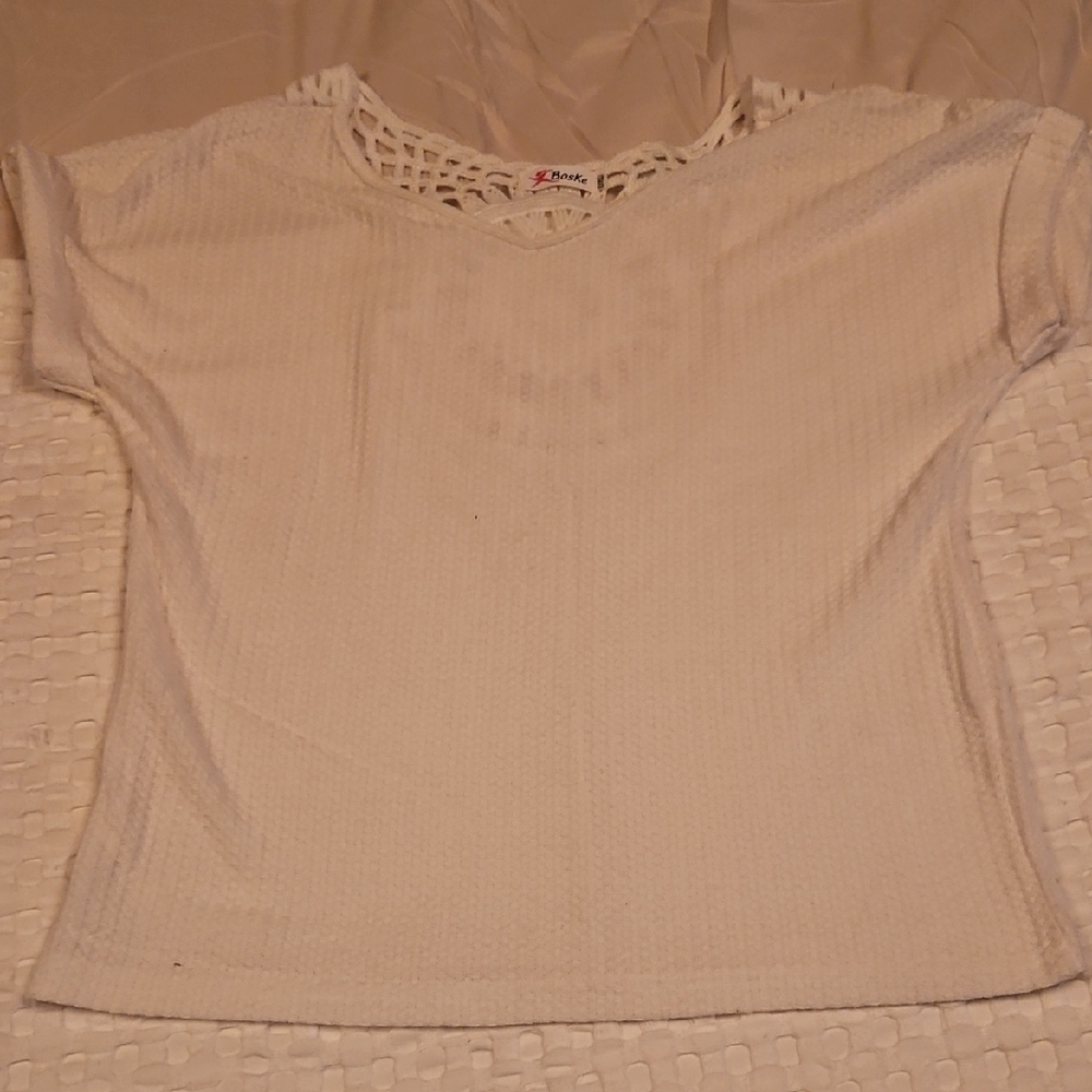 Elegant White Short Sleeve Top